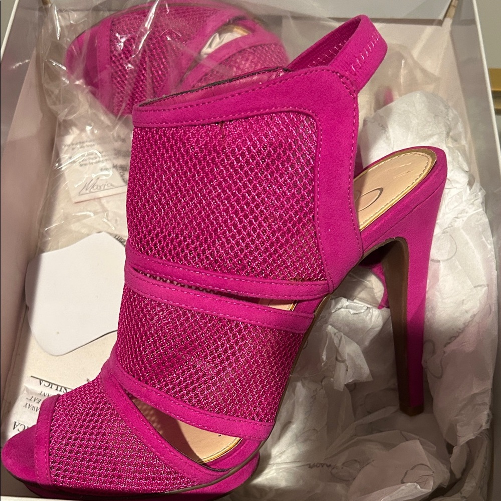 Jessica Simpson JS-FEDELEE Fuchsia Magenta Mesh Slingback Stilettos
